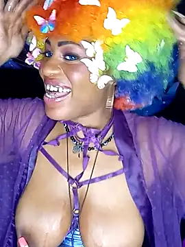 AmazonianMistress webcam