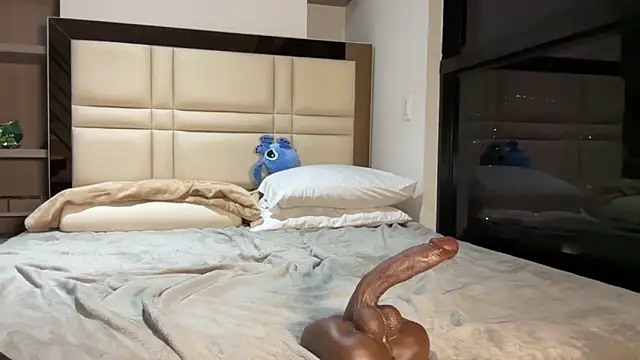 Ashlyrouxx webcam