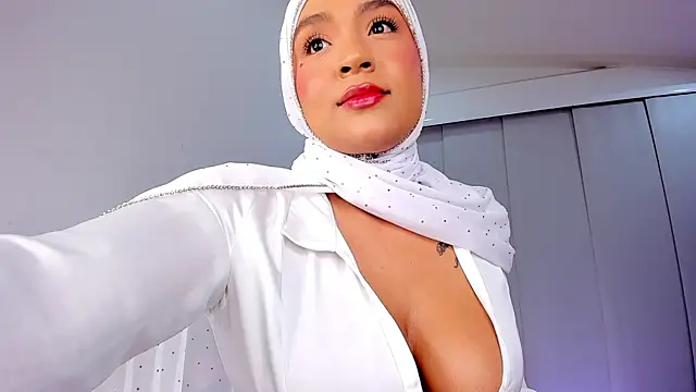 amira-zahra (F young) - ASS OPEN FOR DADDY