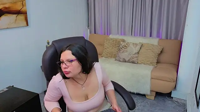 Elena_Cohen webcam