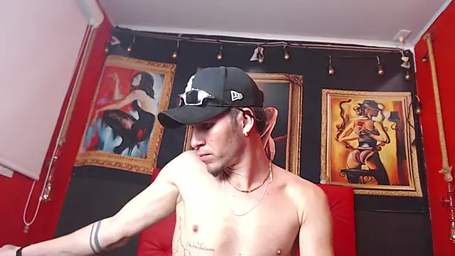 guy_master_ webcam