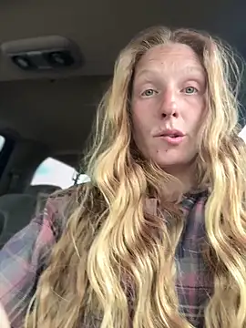 GoldenFlameGoddess webcam