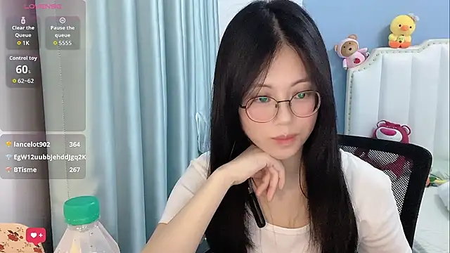 美女Luna-666在线直播