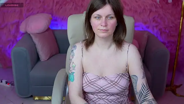 TinaMelt live sex cam