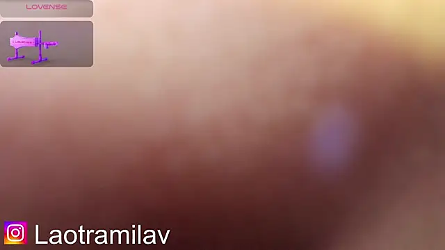 MilaVelour webcam