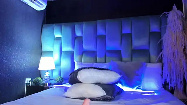 AmmyJones_ webcam