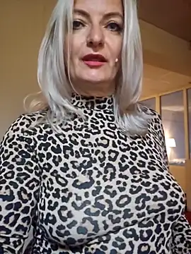 LadyTouch webcam