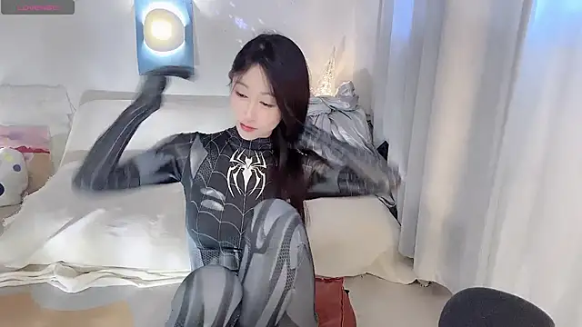 mistylana_ (F young) - 别为他哭了 我开滴滴来接你 🎯：上帝视角口交大肉棒