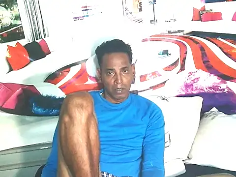 IndianHunk01 webcam