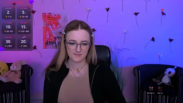 luna_berryy webcam