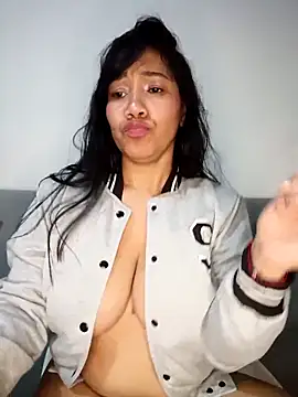 violettaa_millerss webcam
