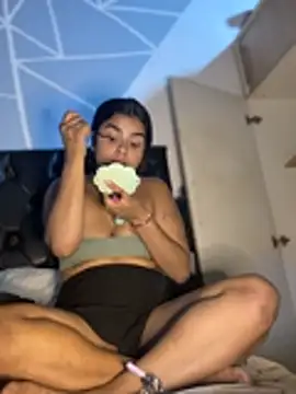 Kaily_Sweet16 webcam