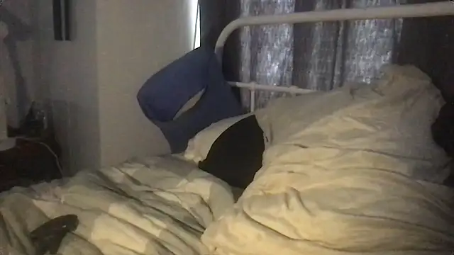 MrBombasticxxx webcam