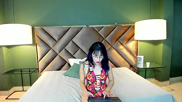 Rache_Roth webcam