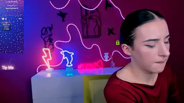 alia_skay webcam