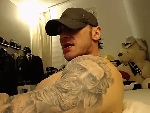 ballardbret (Ask my age) - Cock stroking, flexing, dirty talking. X