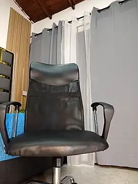 Oliver_bigblack_cock webcam