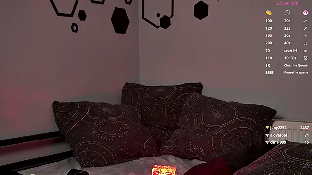 OliviaMcClean webcam
