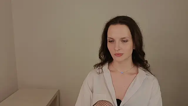 Ariadna_Shy webcam