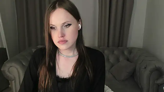EffieMinki webcam
