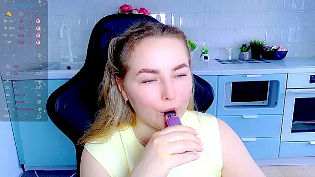 Mira_Mermayd webcam