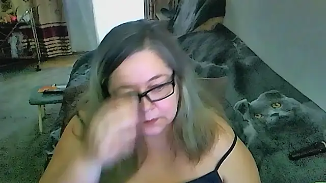 sex2 (F mature) - naked, squirt