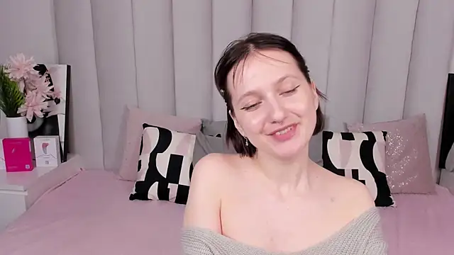 MiaKarlos webcam