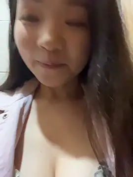 美女xiaochengzi505在线直播
