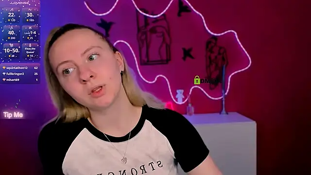 alia_skay webcam