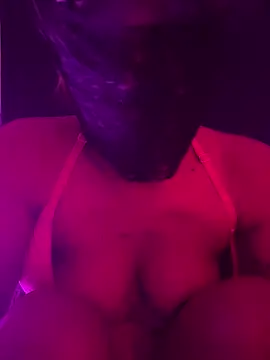 MiNniE_666 webcam