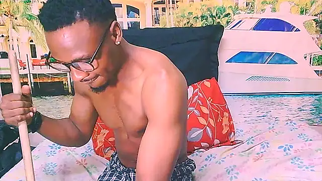 EbonyTiger69 webcam