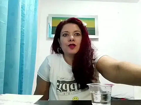 Canella_Lovely webcam