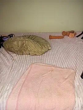 kathy-steven (F milf) - show*cum*squirt*in*face*fisting*pussy