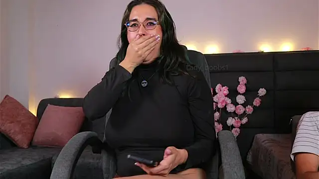 kathieandpovcock1 webcam