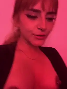 LilithMonette webcam