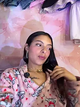 Skye_Moore webcam
