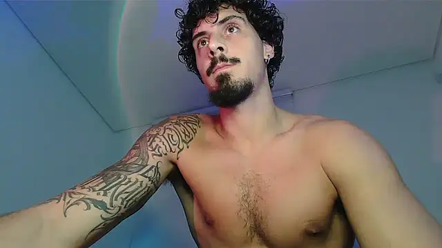 milkoffe live sex cam