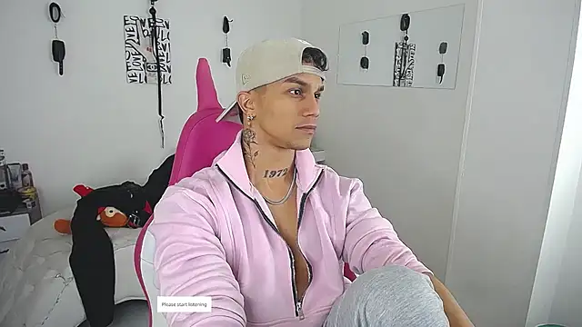 Leonard_Price live sex cam