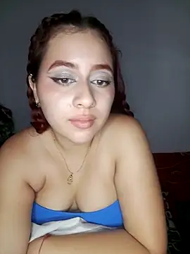Chloe_Sky_love webcam