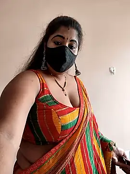 Webcam Model (Poly_bhabi) is live
