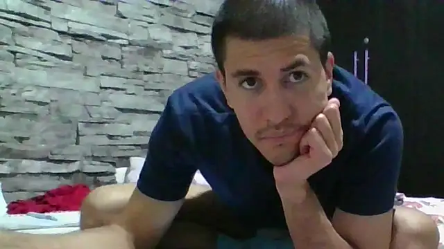 Sexylatin64 webcam