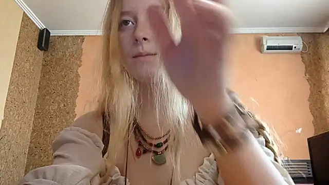 KateVibe_01 webcam