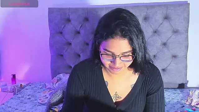 mabellfox webcam