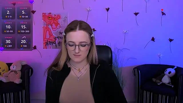 luna_berryy webcam