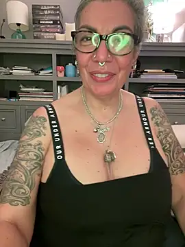 dieseldame1313 webcam