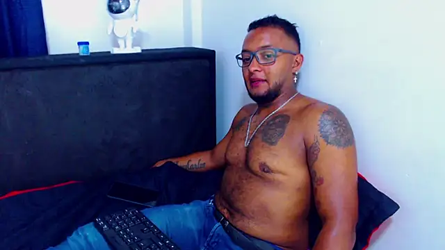MascTyler webcam