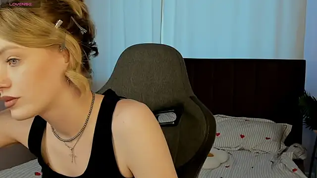 EvaHamilton webcam