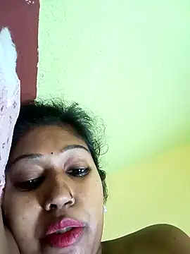 Webcam Model (bannerjeesneha20) is live