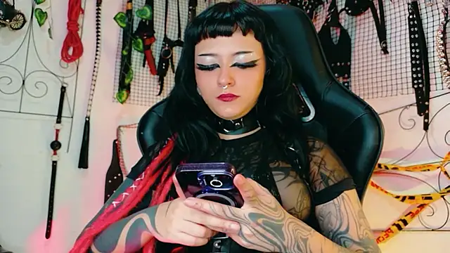 Agatha_BDSM webcam