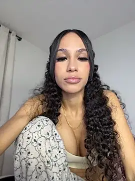 Miaa_love6969 webcam